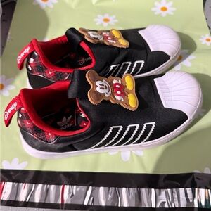 Disney Kids Black and Red Mickey Mouse Slip-On Sneakers